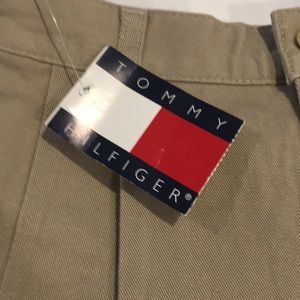 Tommy Hilfiger size 4t beige khaki shorts NWT